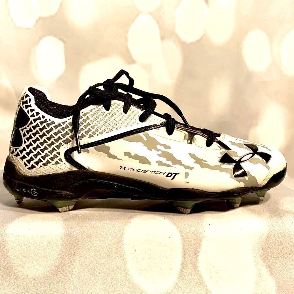 UNDER ARMOUR CLEATS - Picture 3 of 8